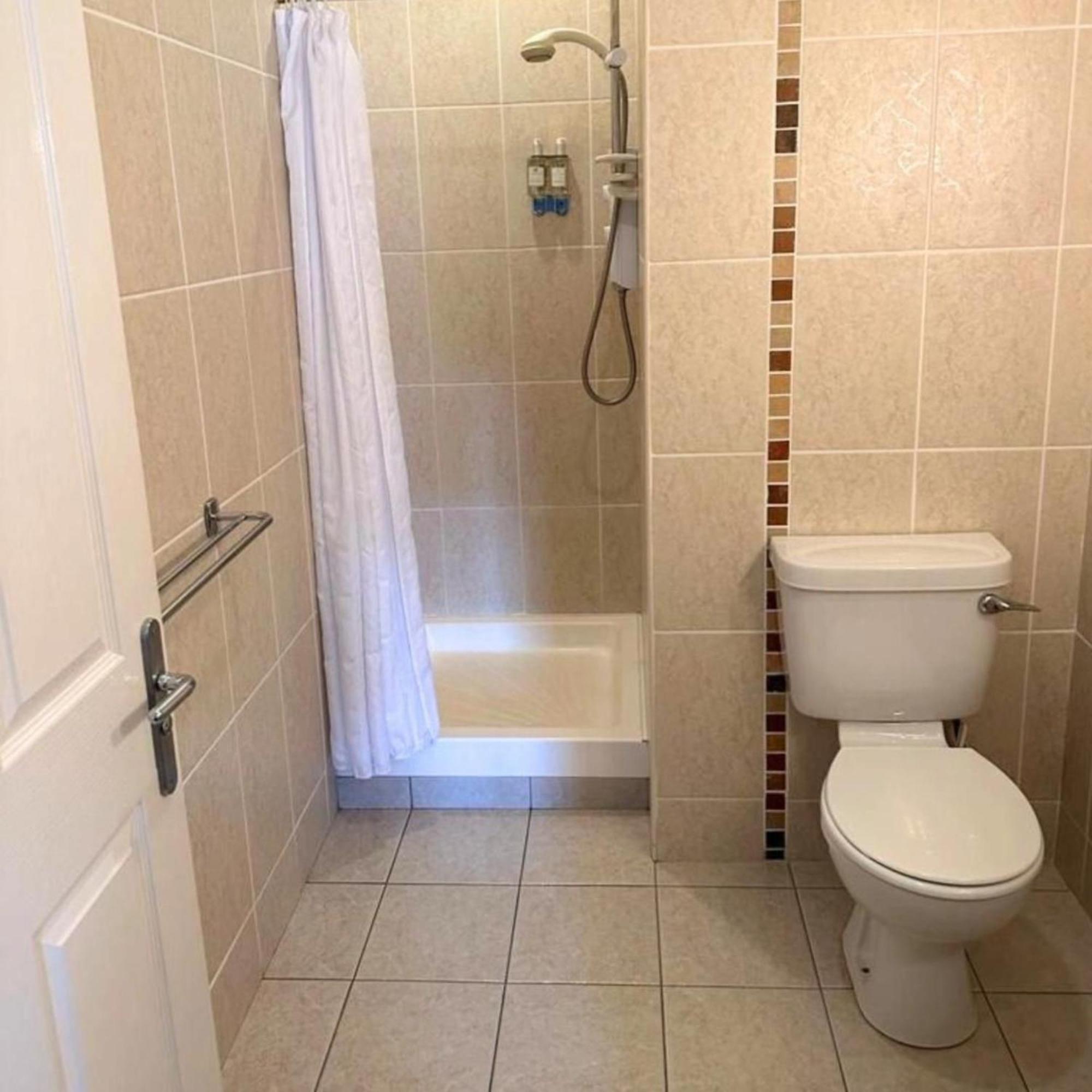 Spacious 2 Bedroom Apartment In Killarney Exterior foto